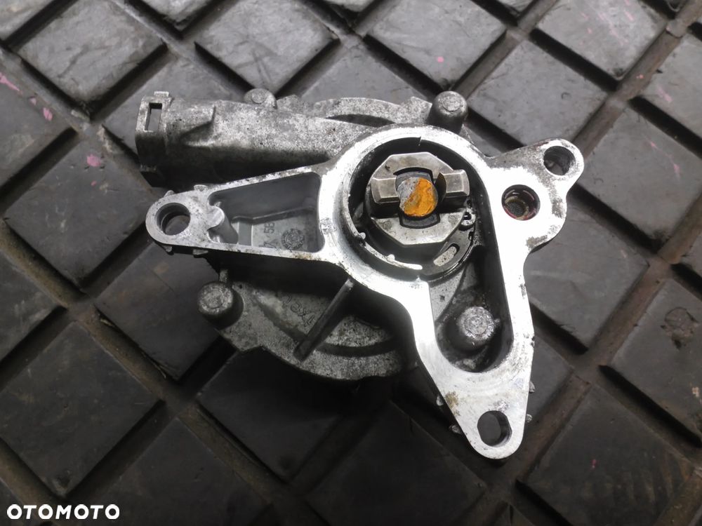 Pompa Vacum 146508418R 2.3 dCi Renault Master 3 Movano B NV400 - 2