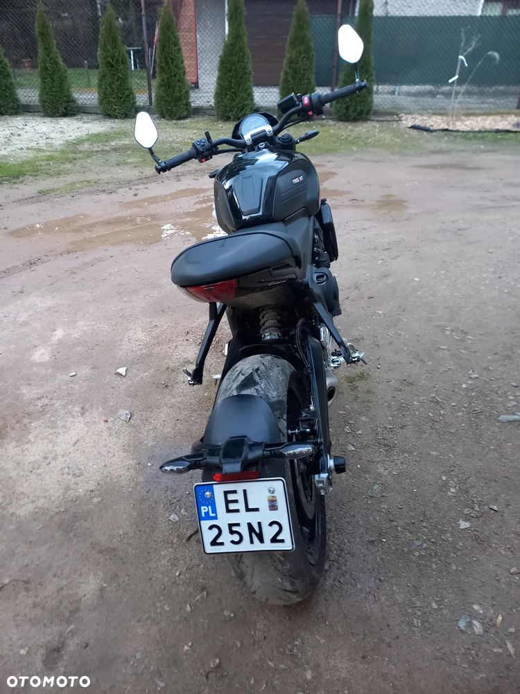 Triumph Trident - 21