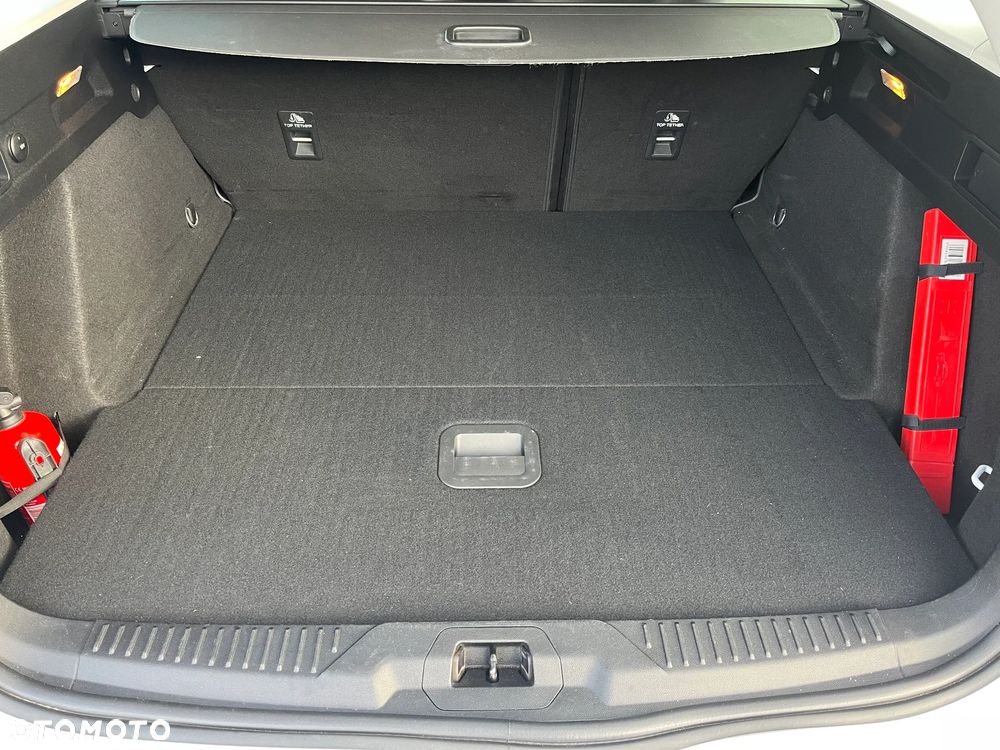 Ford Focus ver-1-5-ecoboost-active-business - 14