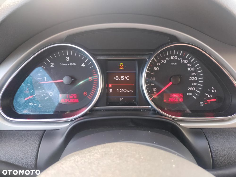Audi Q7 3.0 TDI DPF clean diesel Quattro Tiptronic - 9