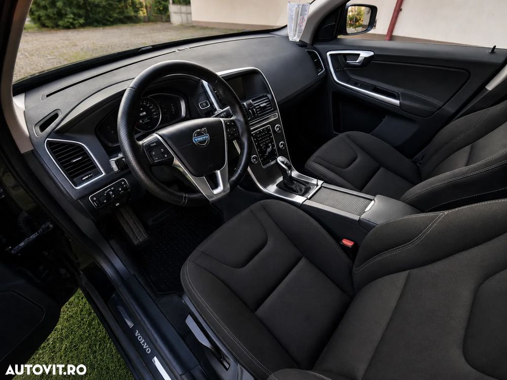 Volvo XC 60 - 4