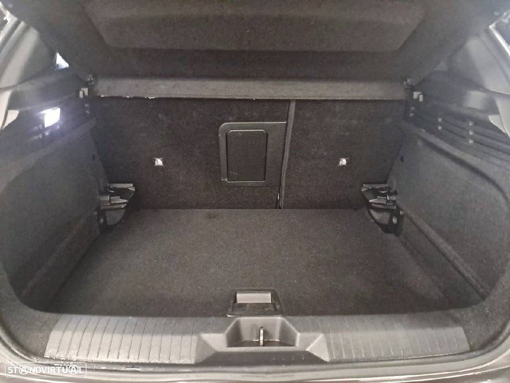 Opel Astra 1.5 D Elegance Aut. - 6