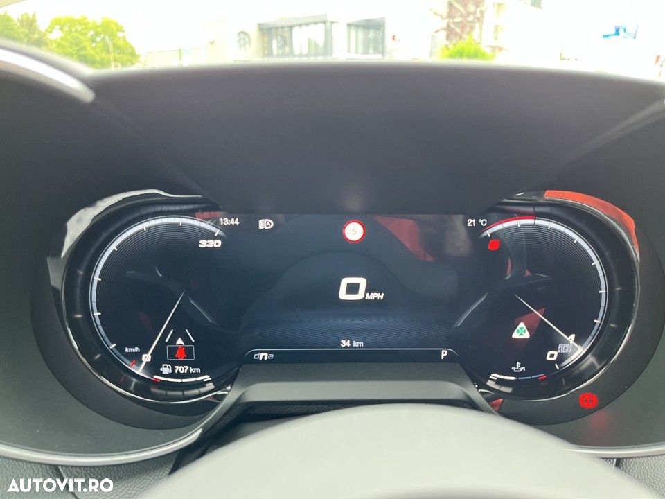 Alfa Romeo Giulia 2.9 V6 Turbo RWD AT8 Quadrifoglio - 16