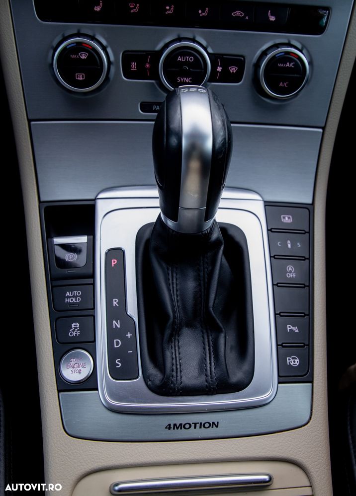 Volkswagen Passat CC - 26