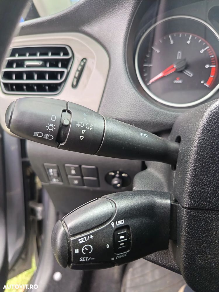 Citroën C-Elysée PureTech Attraction - 12