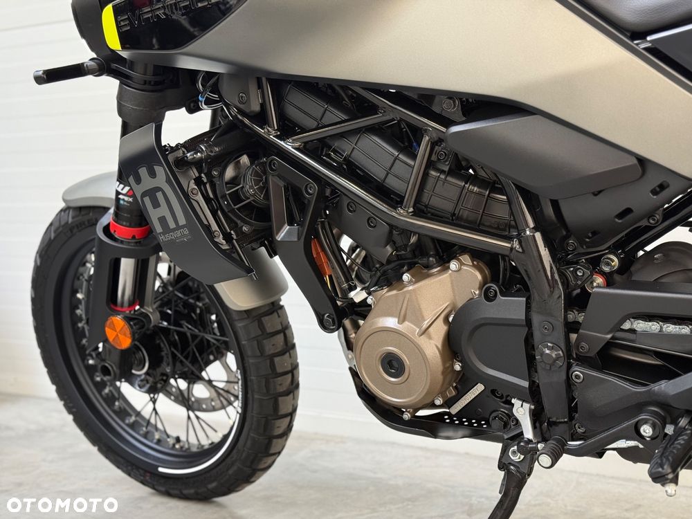 Husqvarna Svartpilen - 33