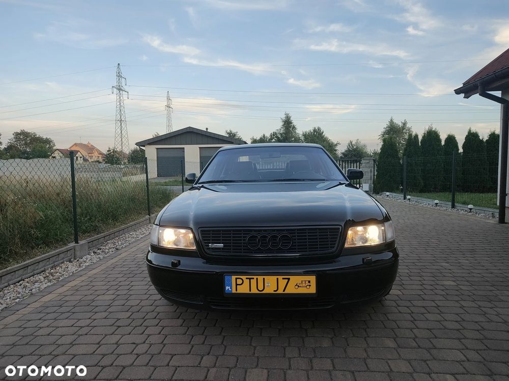 Audi A8 - 2