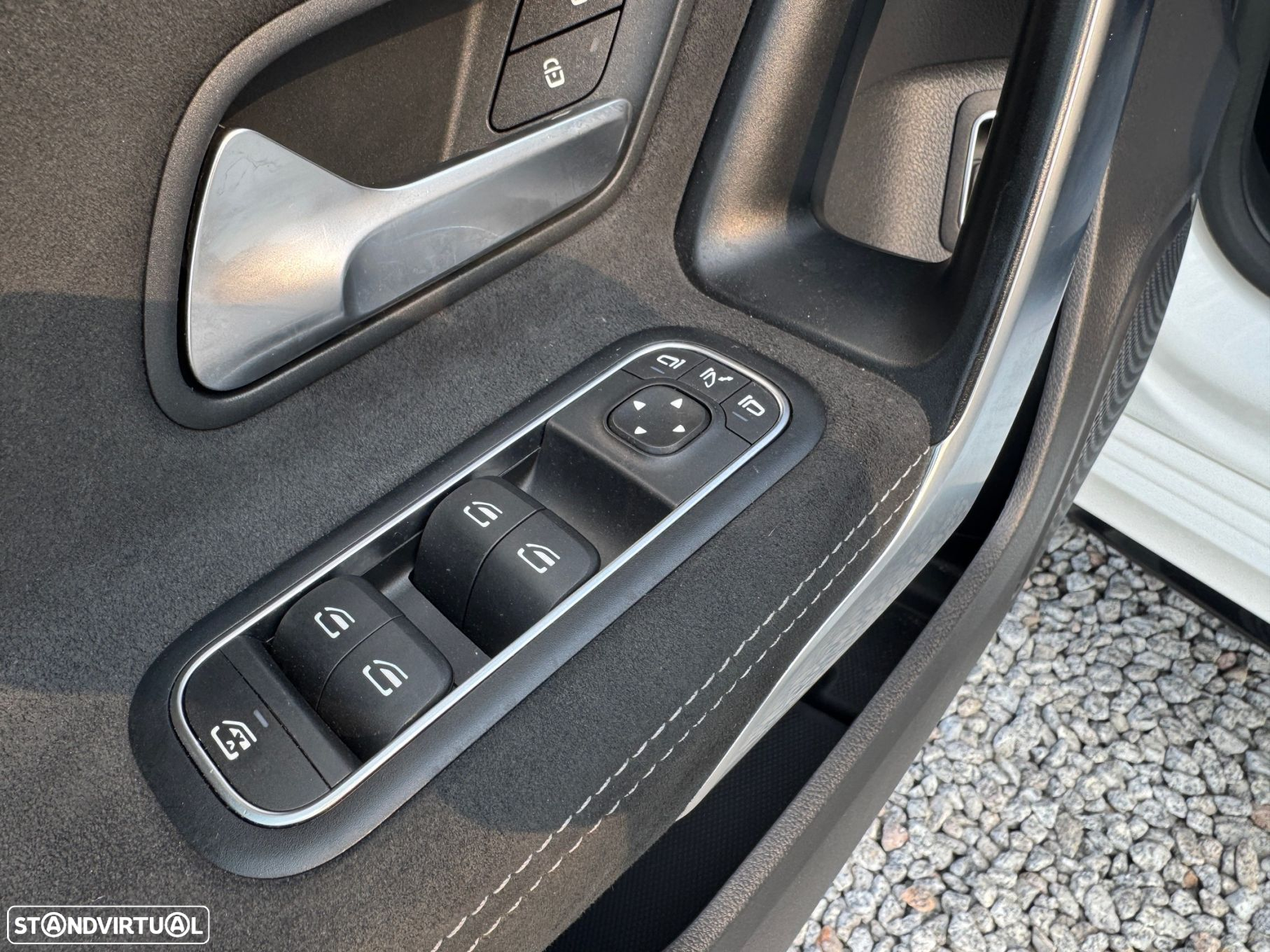 Mercedes-Benz A 250 e AMG Line - 18