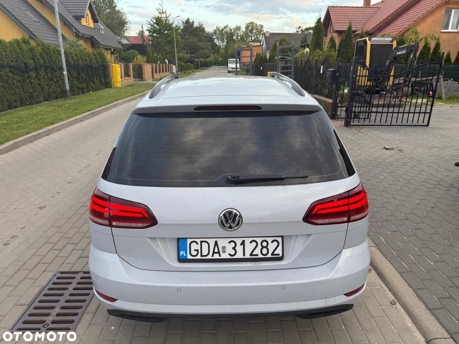 Volkswagen Golf VII 1.6 TDI BMT Start - 11