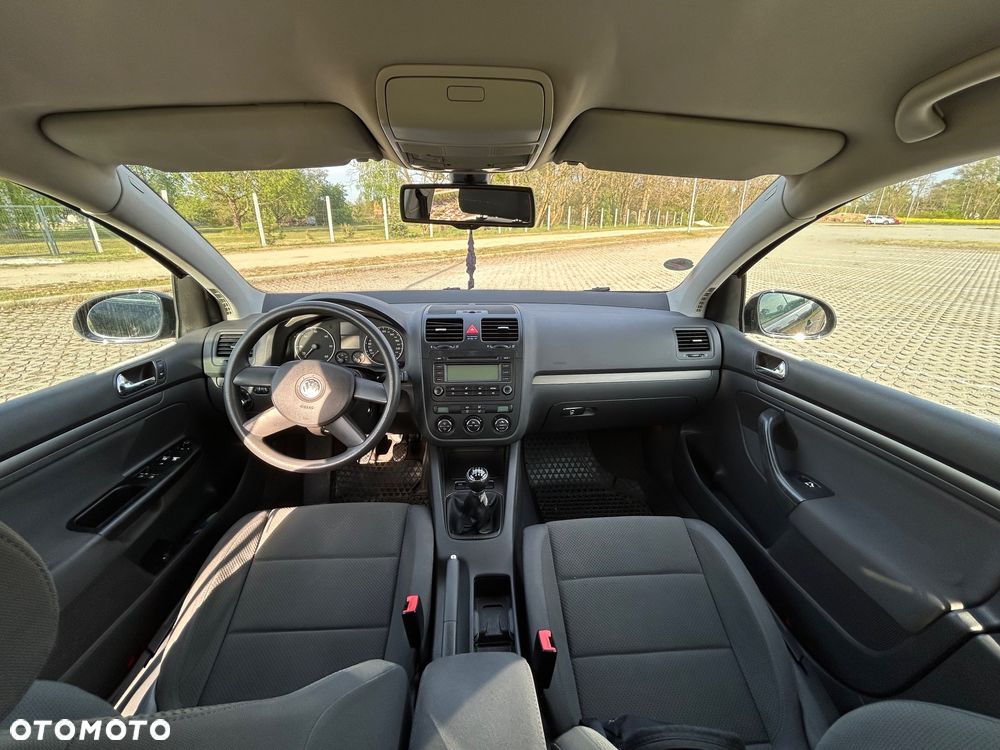 Volkswagen Golf 2.0 TDI DPF Comfortline - 6