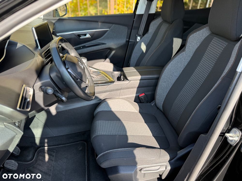 Peugeot 3008 1.2 PureTech Active Pack S&S - 15