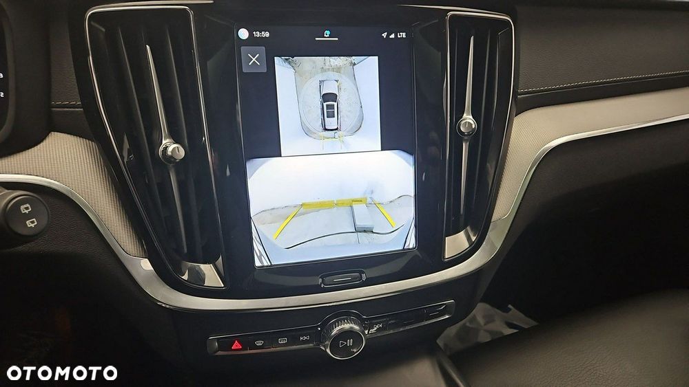 Volvo V60 Cross Country Ultimate B4 D AWD - 18