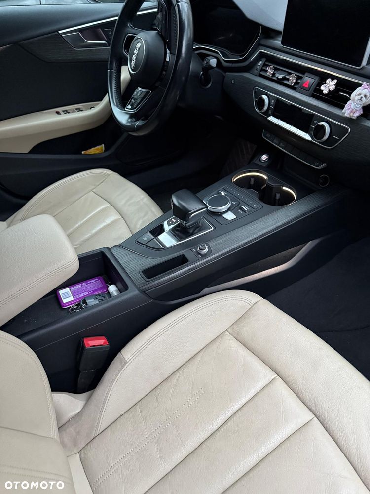 Audi A4 Limousine - 19