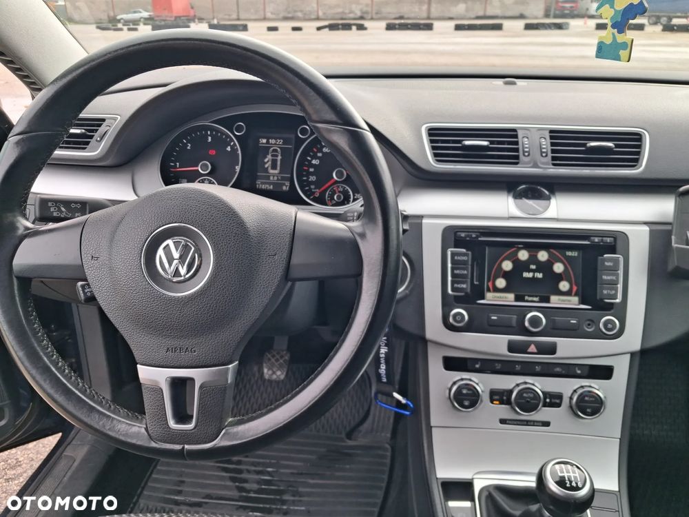 Volkswagen Passat Variant 1.6 TDI BlueMotion - 15