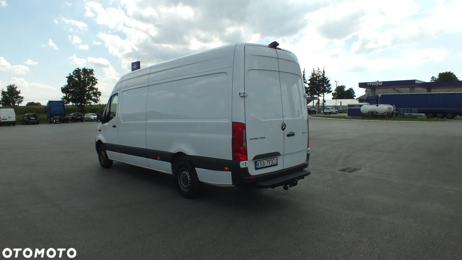 Mercedes-Benz Sprinter - 7