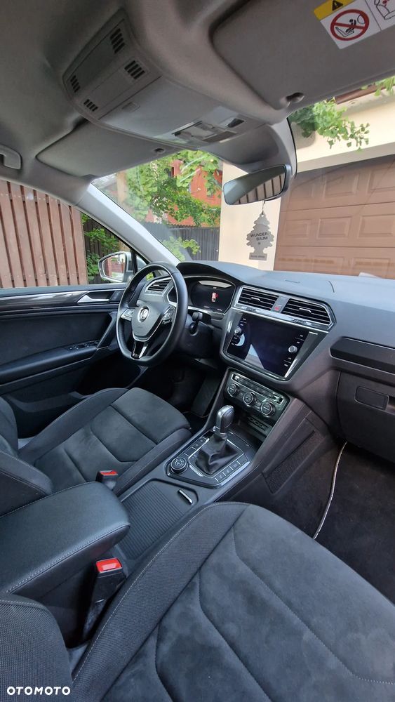 Volkswagen Tiguan - 35