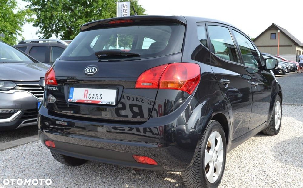 Kia Venga - 4