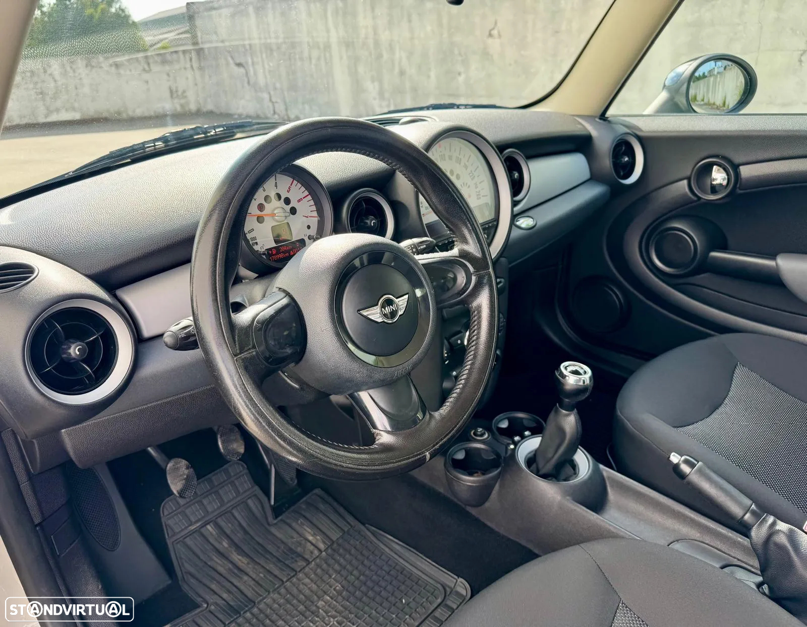 MINI 3 Portas Cooper D - 8