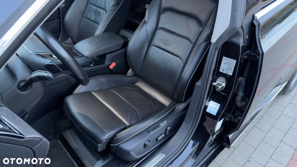 Volkswagen Arteon 2.0 TDI SCR 4Motion DSG Elegance - 13