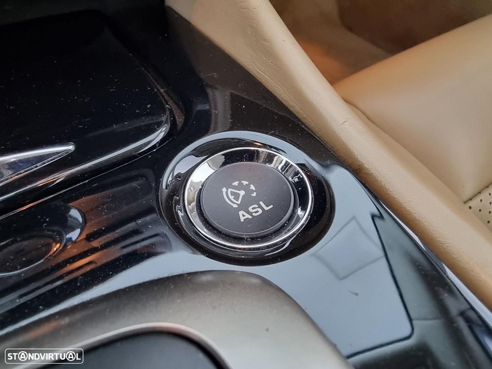 Jaguar XK 4.2 V8 - 26