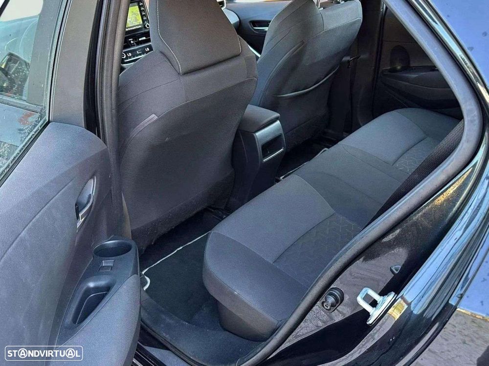 Toyota Corolla 1.8 Hybrid Comfort - 13