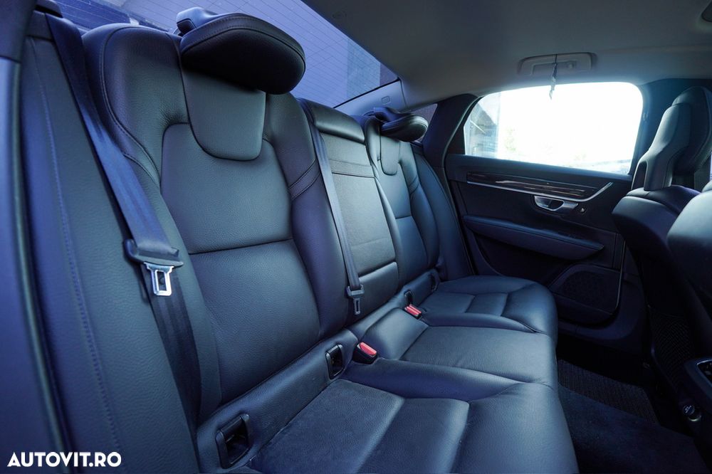 Volvo S90 T5 Momentum - 17