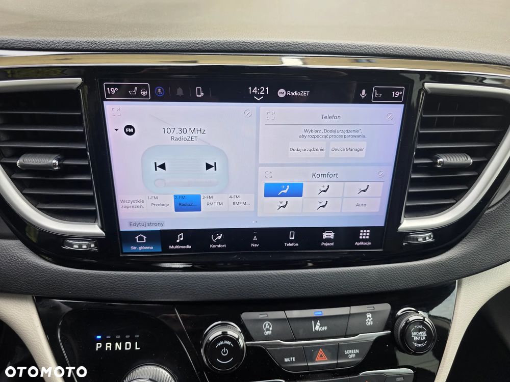 Chrysler Pacifica - 19