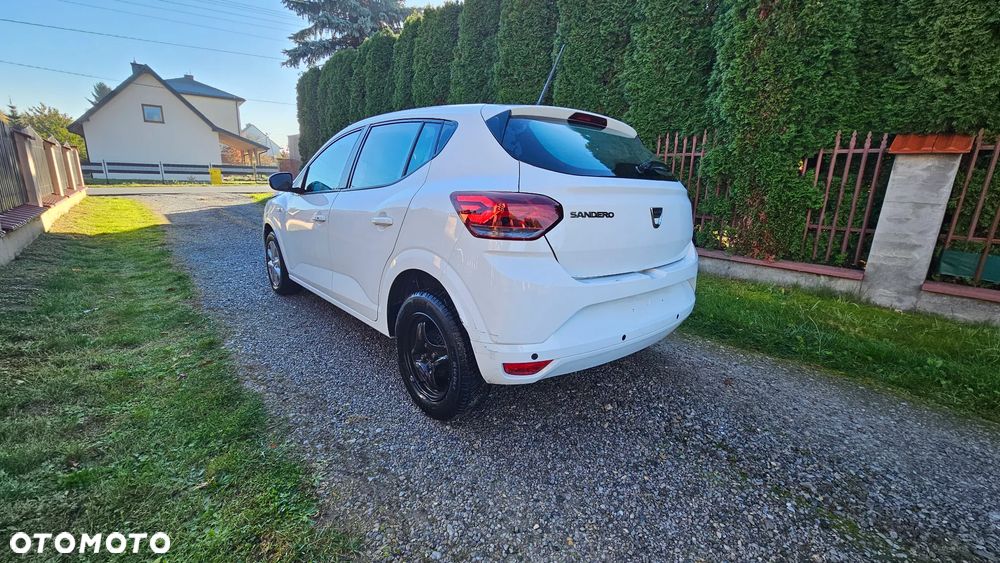 Dacia Sandero - 37