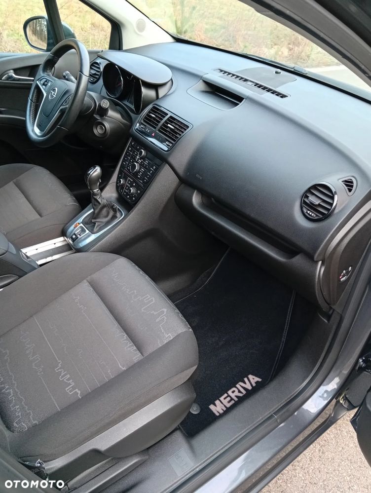Opel Meriva - 11