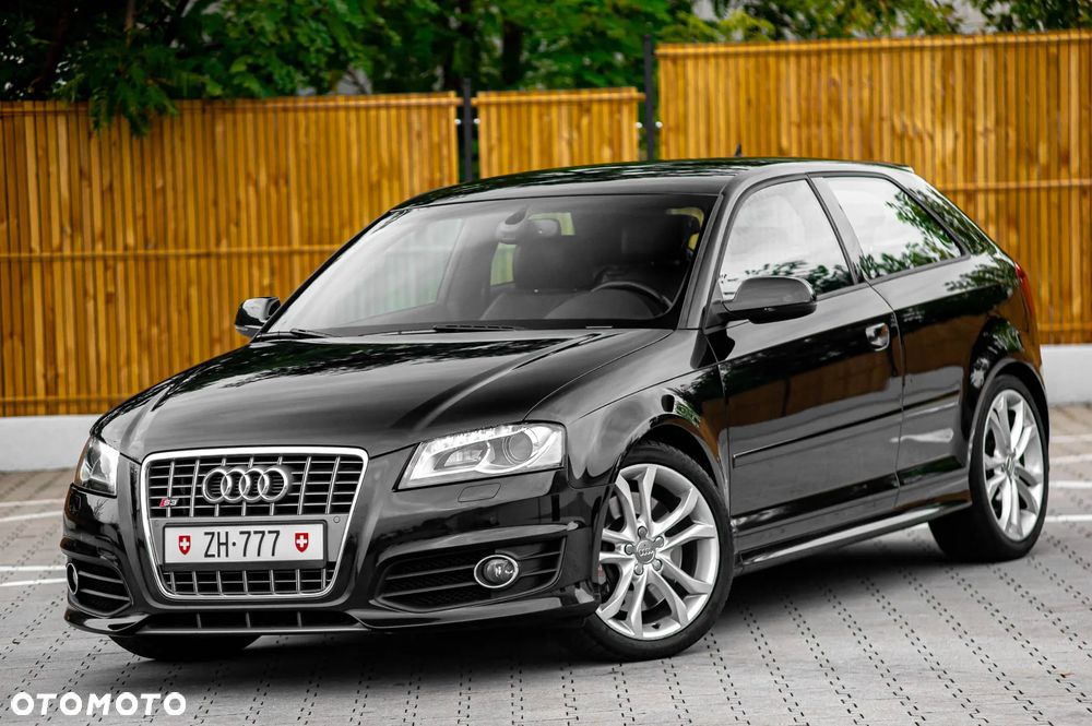 Audi S3 2010 photo 2