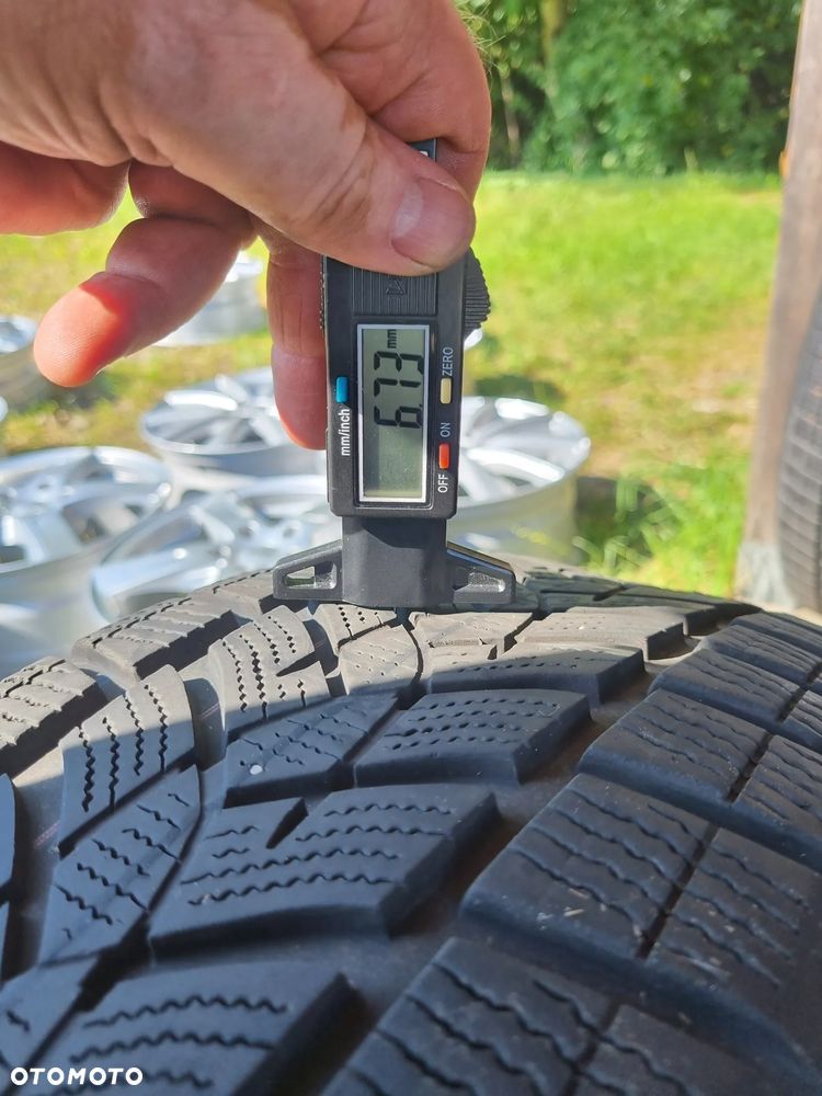 Opony Goodyear ULTRAGRIP PERFORMANCE + SUV 215/65R17 99v 2023r,7,7/6.7 super - 9
