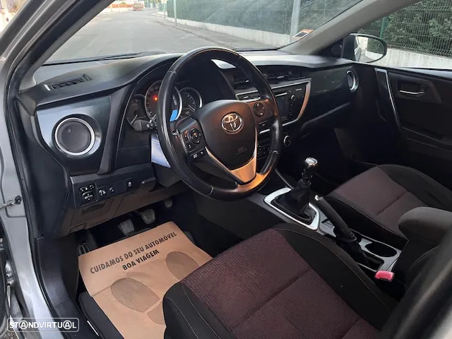 Toyota Auris 1.4 D-4D ACtive+AC - 19