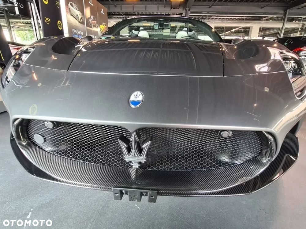 Maserati MC20 DCT - 2