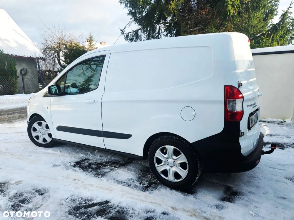 Ford Transit Courier - 6