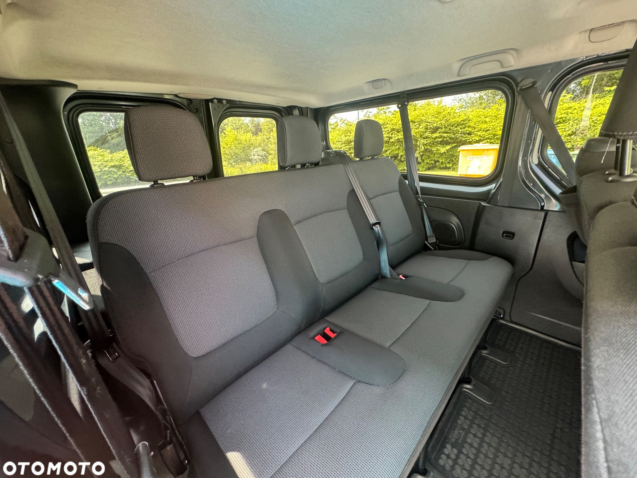 Renault Trafic SpaceClass 2.0 dCi - 28