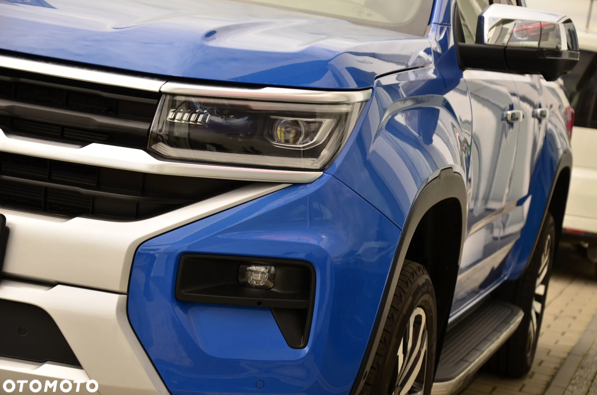 Volkswagen Amarok 3.0 V6 TDI 4Mot Aventura - 5