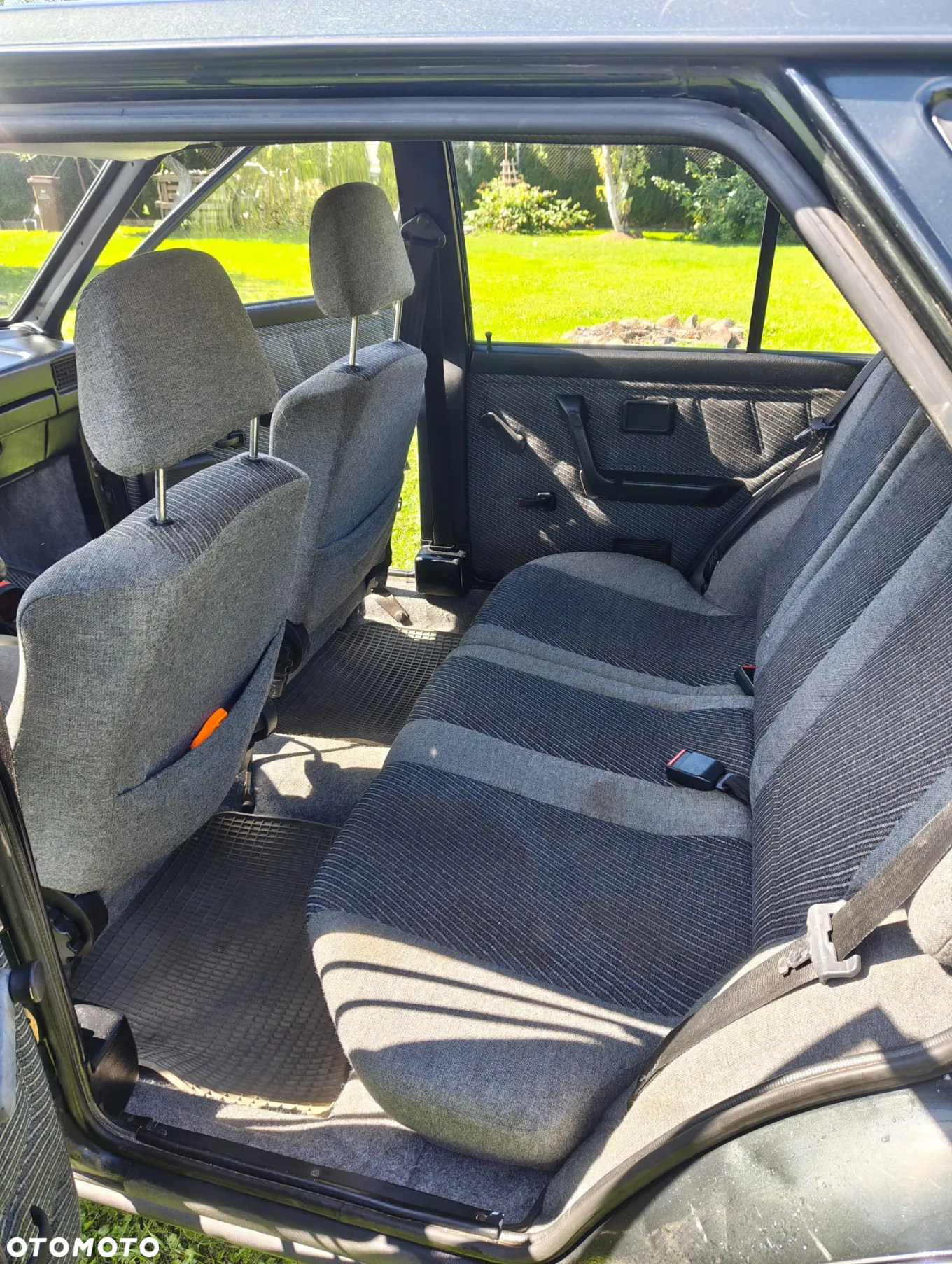 Polonez Caro - 12