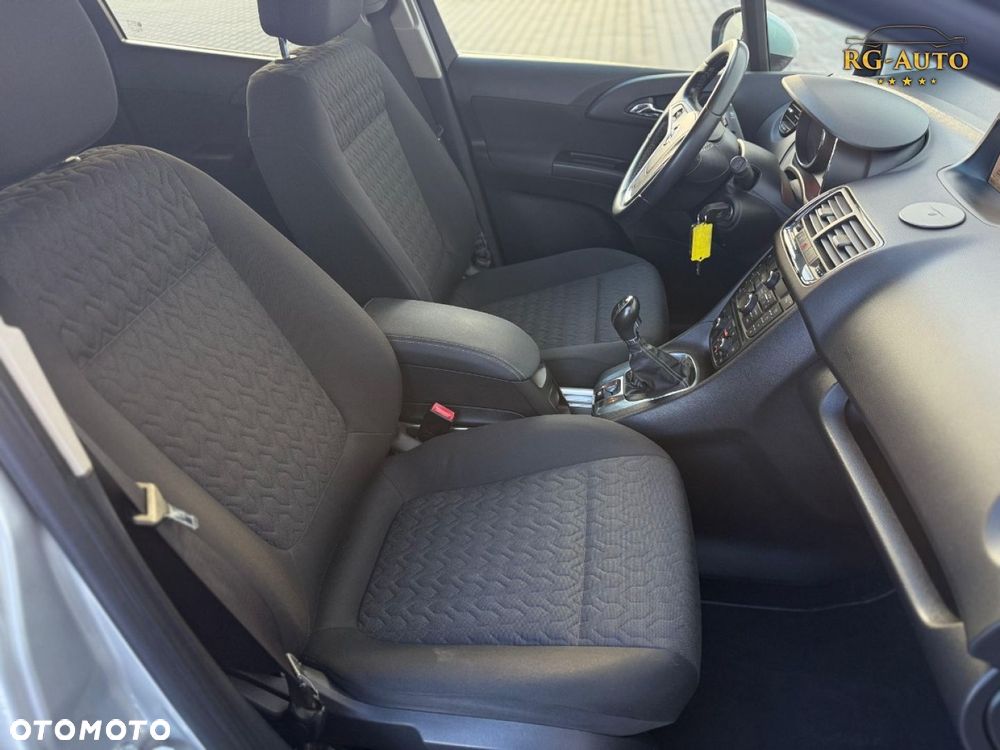 Opel Meriva - 33