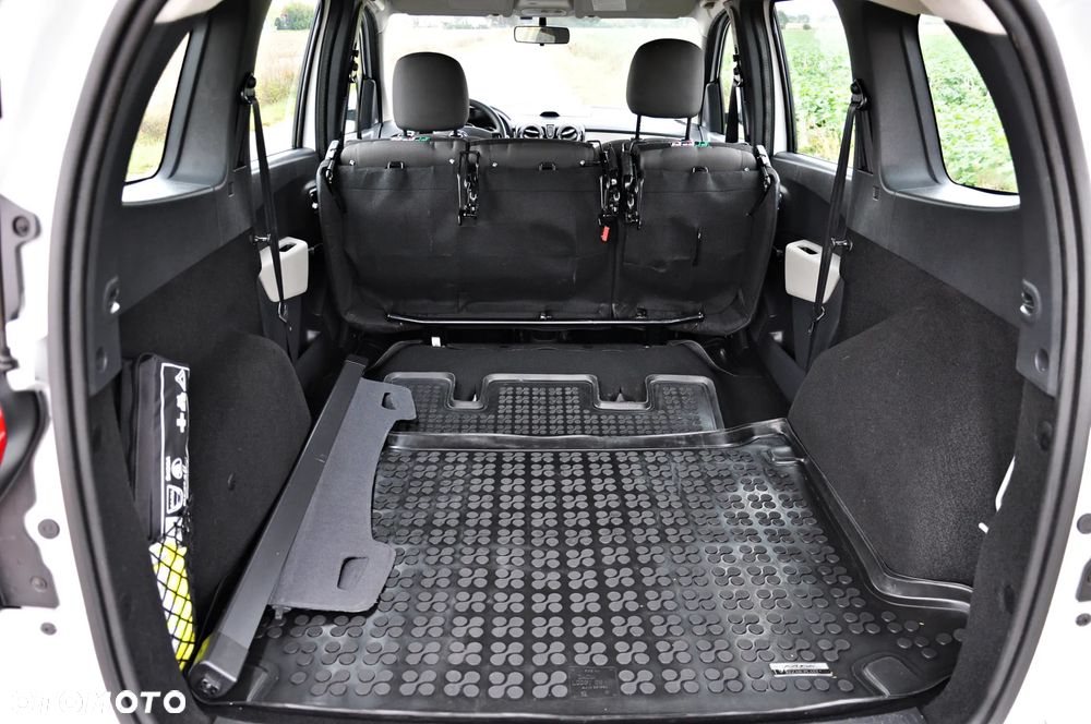 Dacia Lodgy TCe 115 Comfort - 23