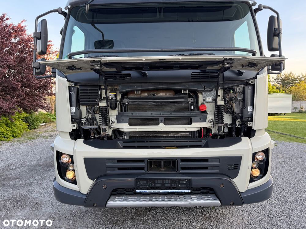 Volvo FMX - 10