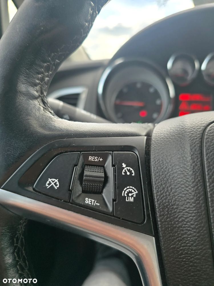 Opel Astra 2.0 CDTI Cosmo S&S - 21