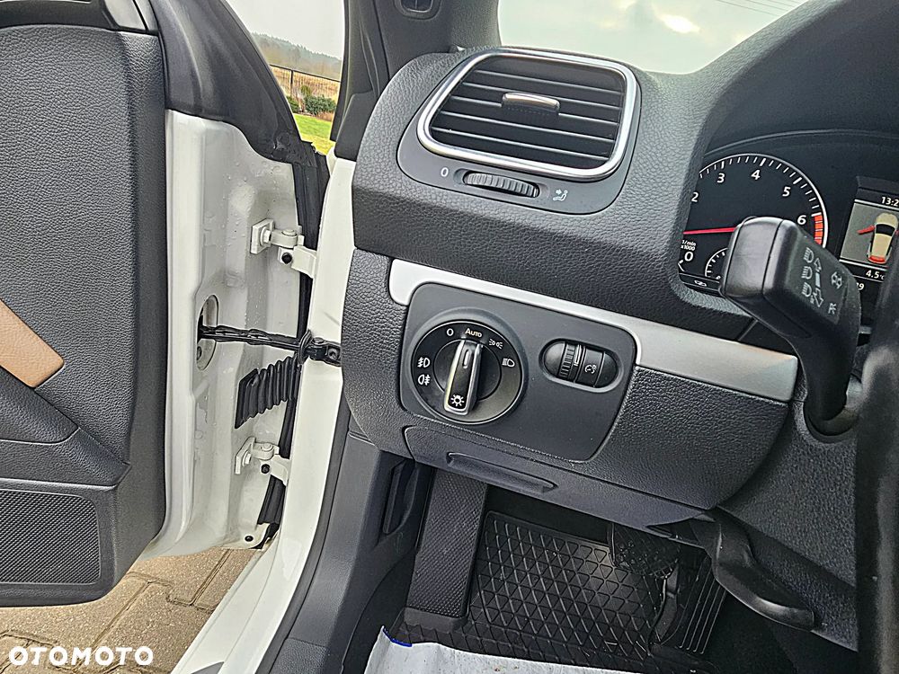 Volkswagen Scirocco 1.4 TSI DSG Edition - 22