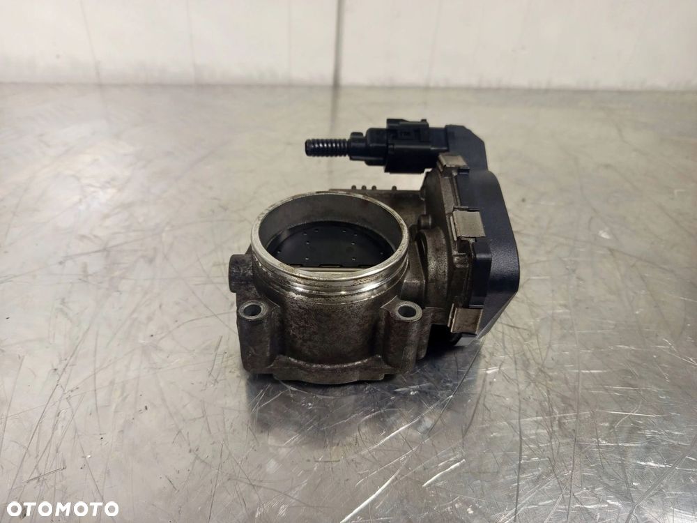 Przepustnica BMW e87 e90 2.0 7561066 - 3