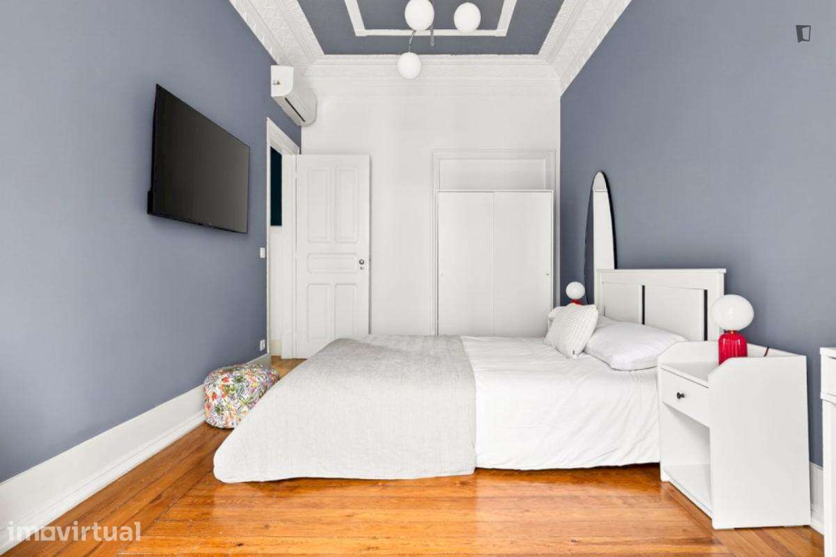 Quarto - localizado em Marquês de Pombal Lisbon - Grande imagem: 3/23