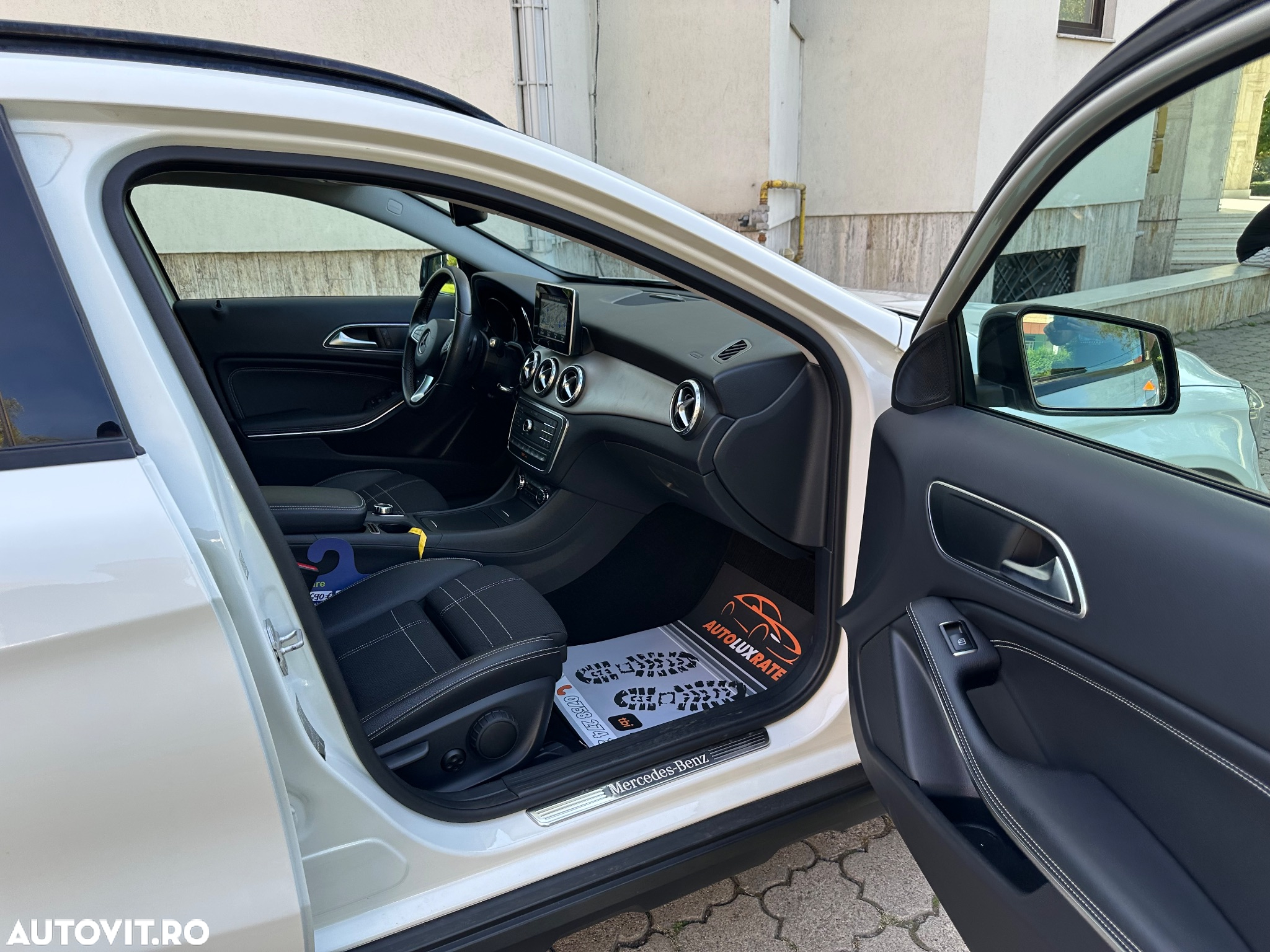Mercedes-Benz GLA - 35