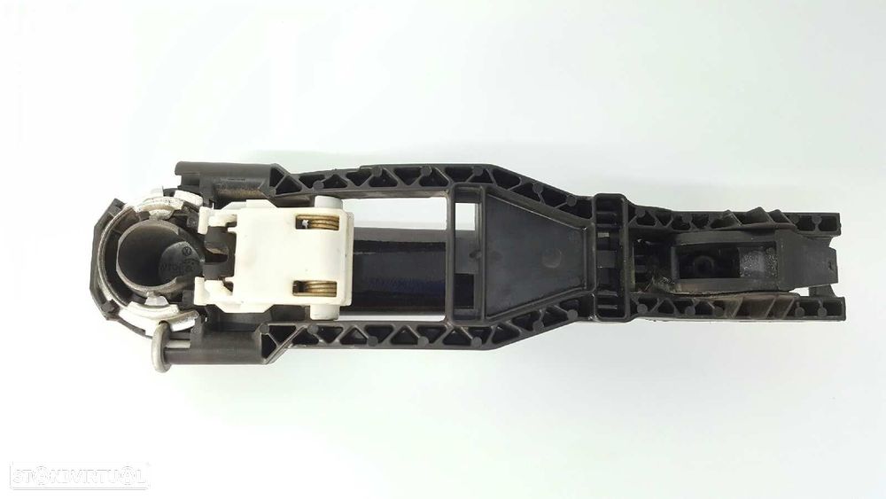 PUXADOR EXTERIOR FRENTE DIREITO SEAT LEON (1P1) REFERENCE - 6