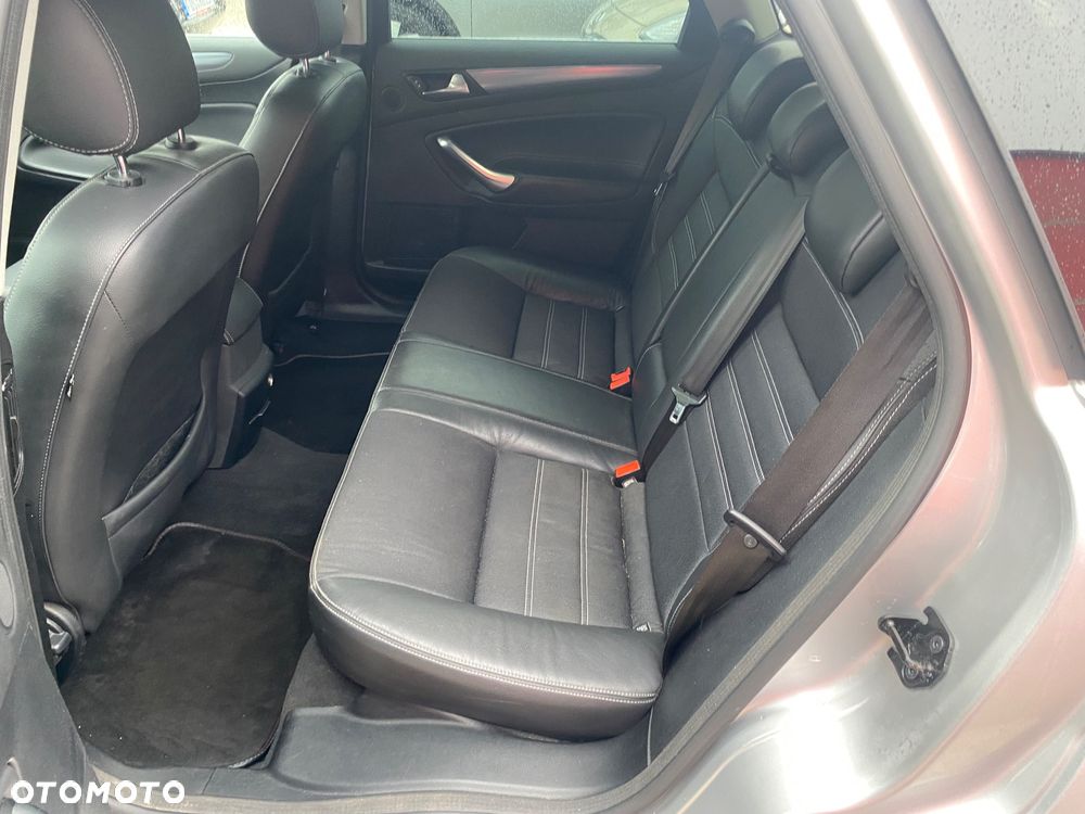 Ford Mondeo 2.2 TDCi Black Magic - 7