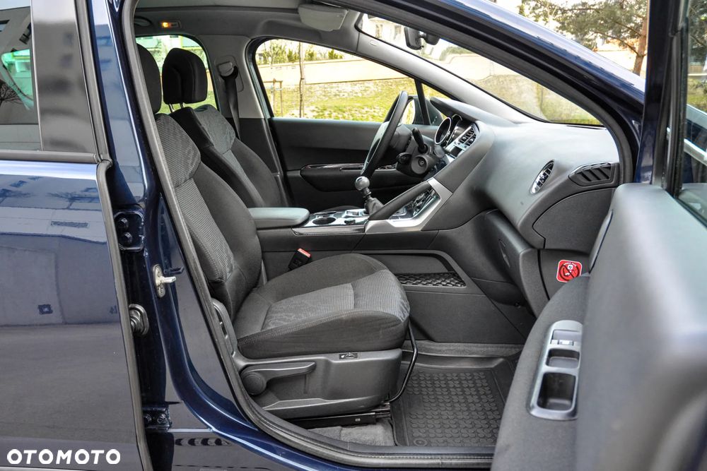 Peugeot 3008 1.6 Premium - 11