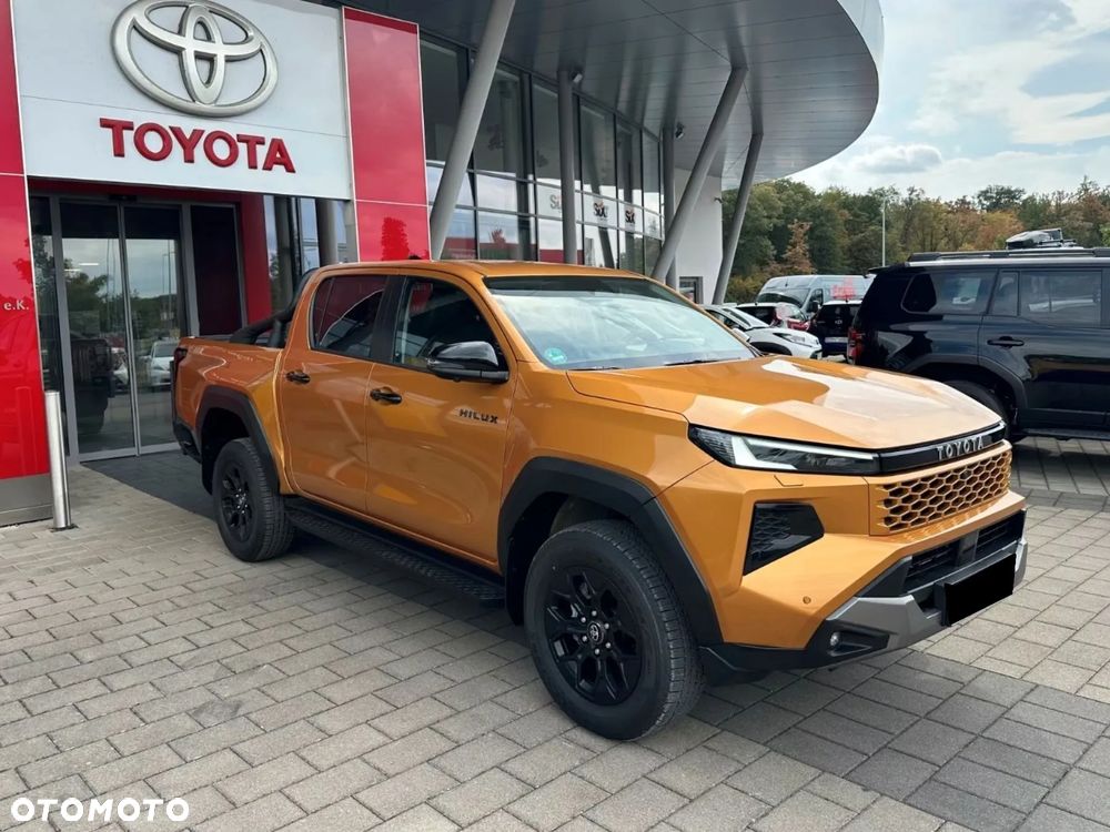 Toyota Hilux - 4