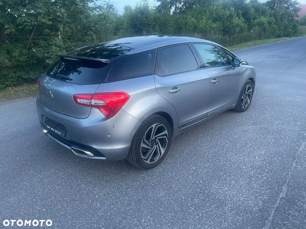 DS Automobiles DS 5 - 5